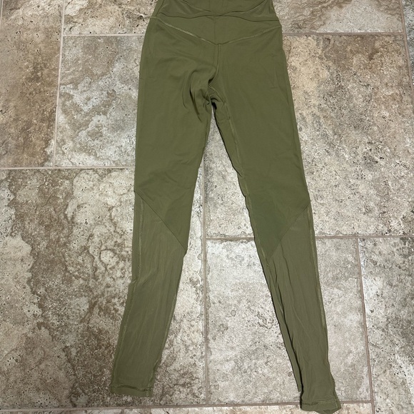 Lululemon Olive Green High-Waisted Leggings - Picture 1 of 1